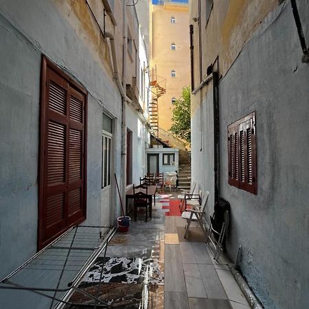 Ngm . Home Piraeus Bagian luar foto