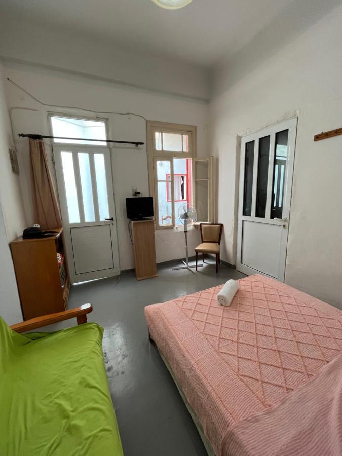 Ngm . Home Piraeus Bagian luar foto